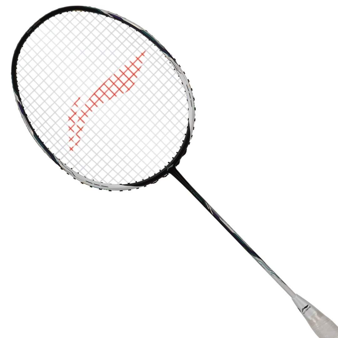 Tectonic 9 3U Badminton racket by Li-ning studio