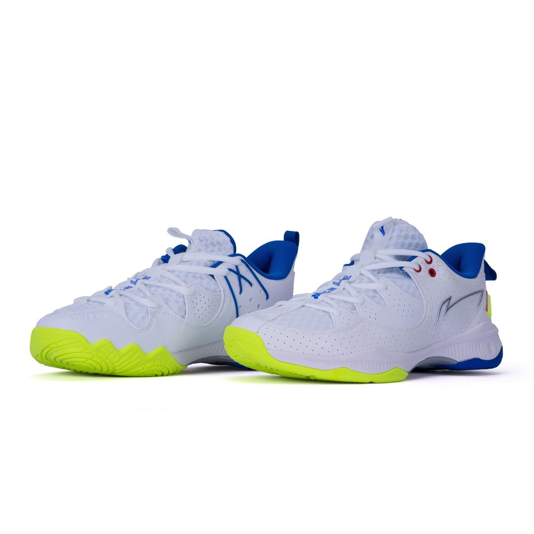 Li-Ning Halberd 3 Lite Badminton shoe- White (non marking shoe)